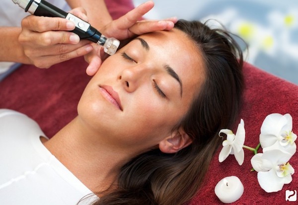 Аппаратный массаж лица 